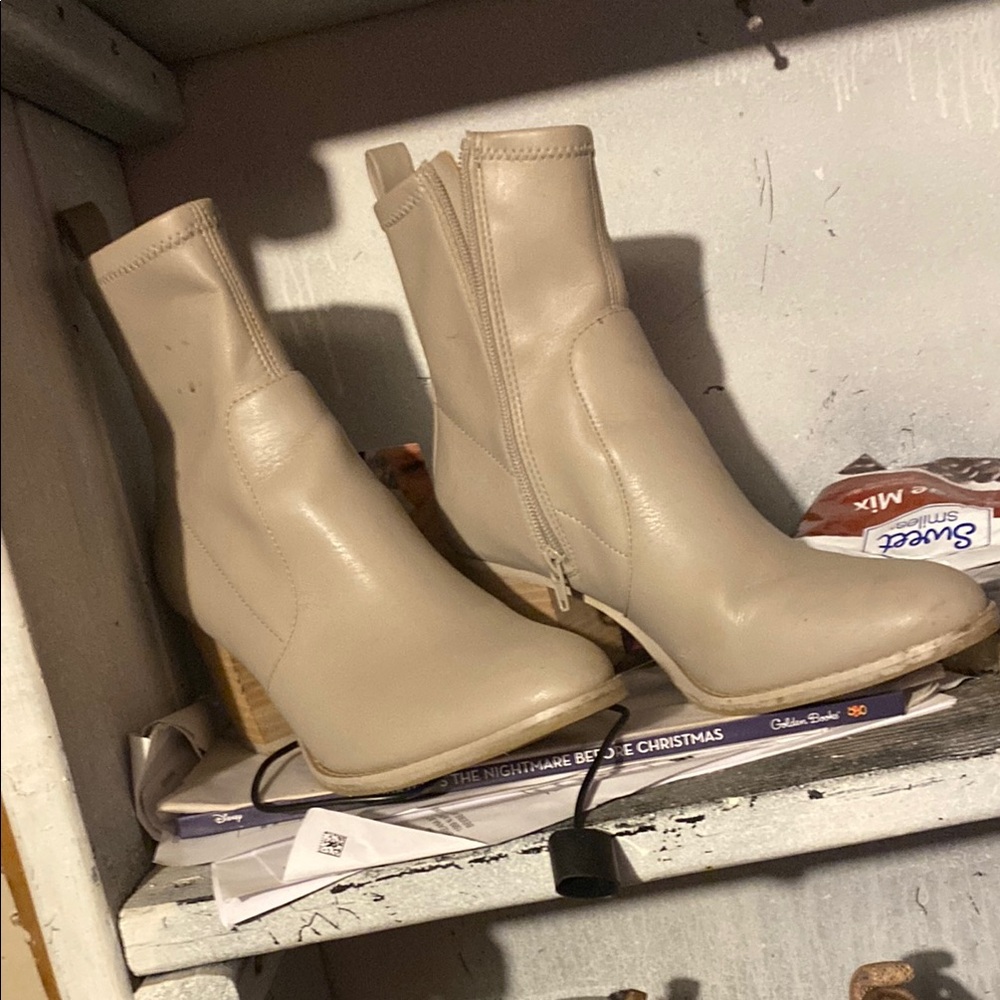 Women's Cream Ankle Boots